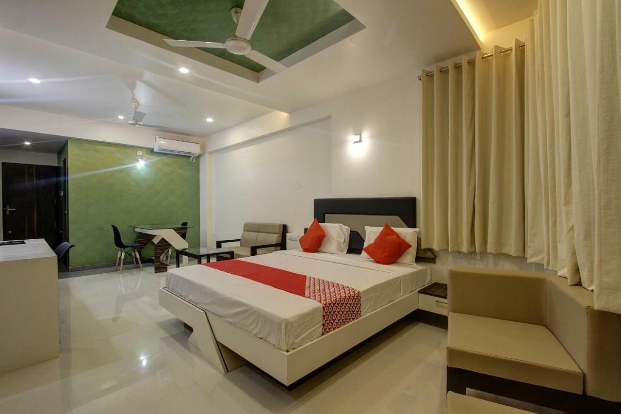 Oyo 39568 Alekha Gateway Hotel Sirsi Bagian luar foto