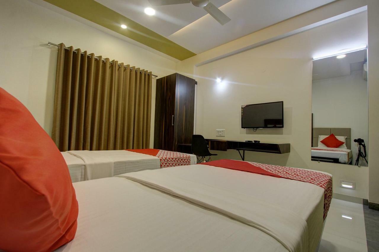 Oyo 39568 Alekha Gateway Hotel Sirsi Bagian luar foto