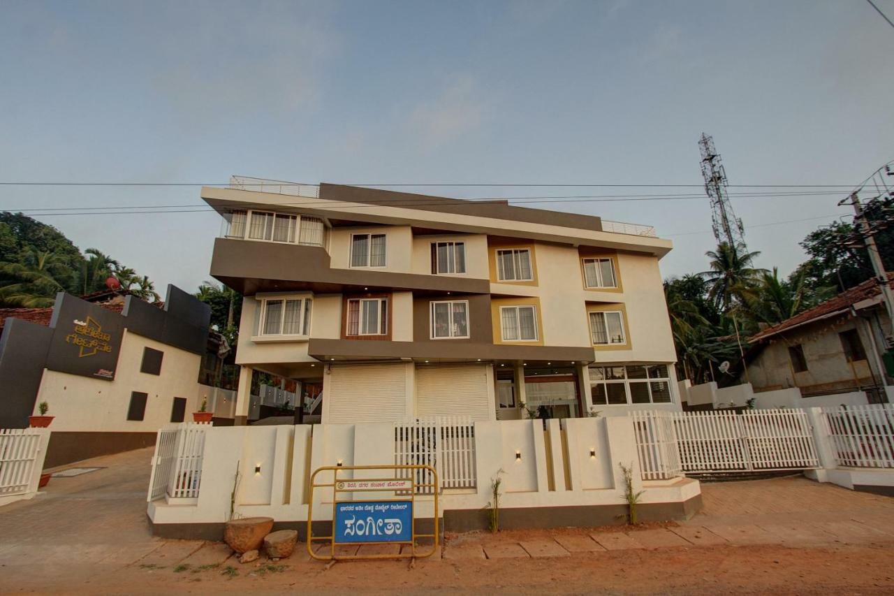 Oyo 39568 Alekha Gateway Hotel Sirsi Bagian luar foto