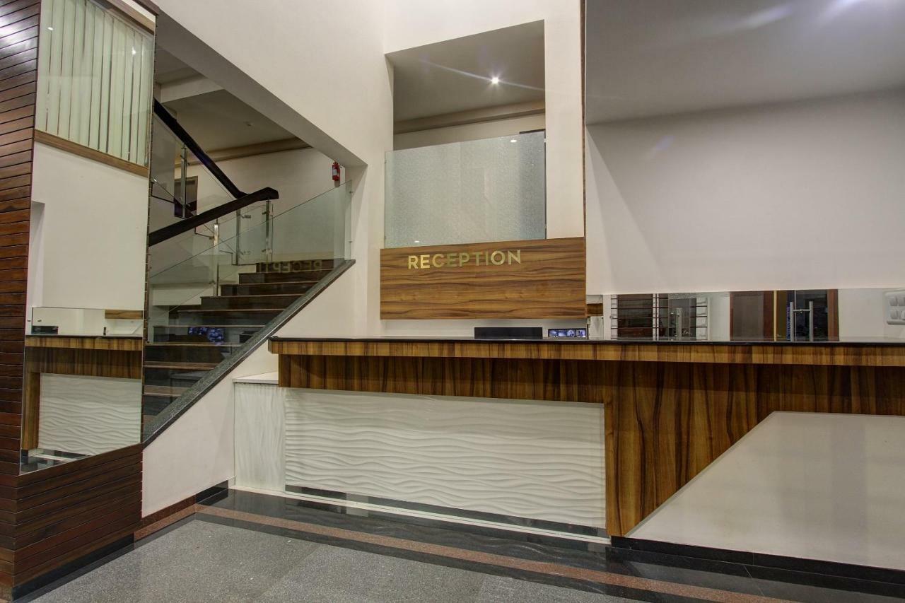 Oyo 39568 Alekha Gateway Hotel Sirsi Bagian luar foto