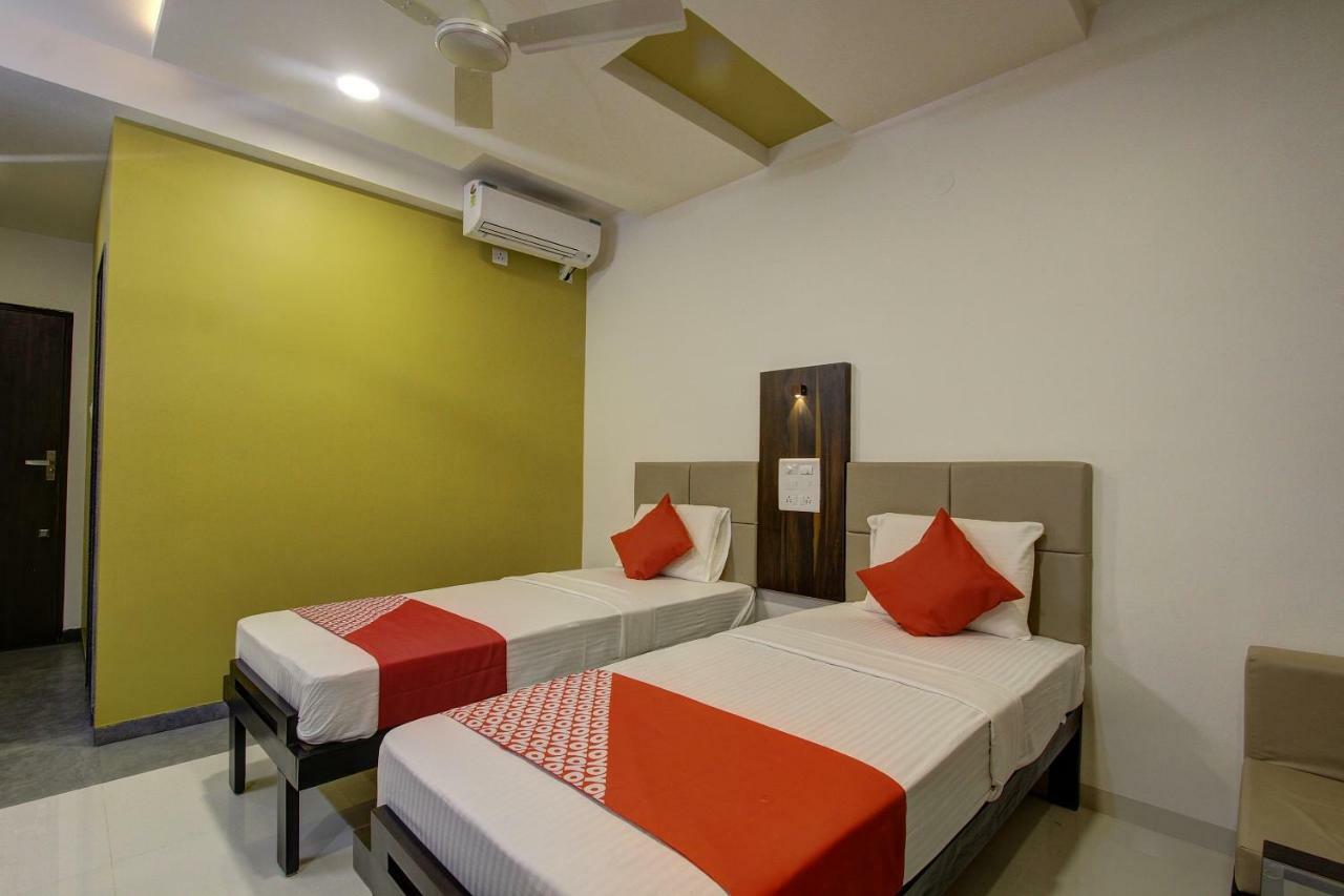 Oyo 39568 Alekha Gateway Hotel Sirsi Bagian luar foto