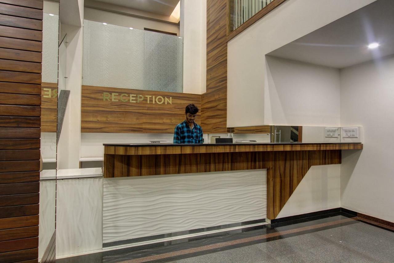 Oyo 39568 Alekha Gateway Hotel Sirsi Bagian luar foto