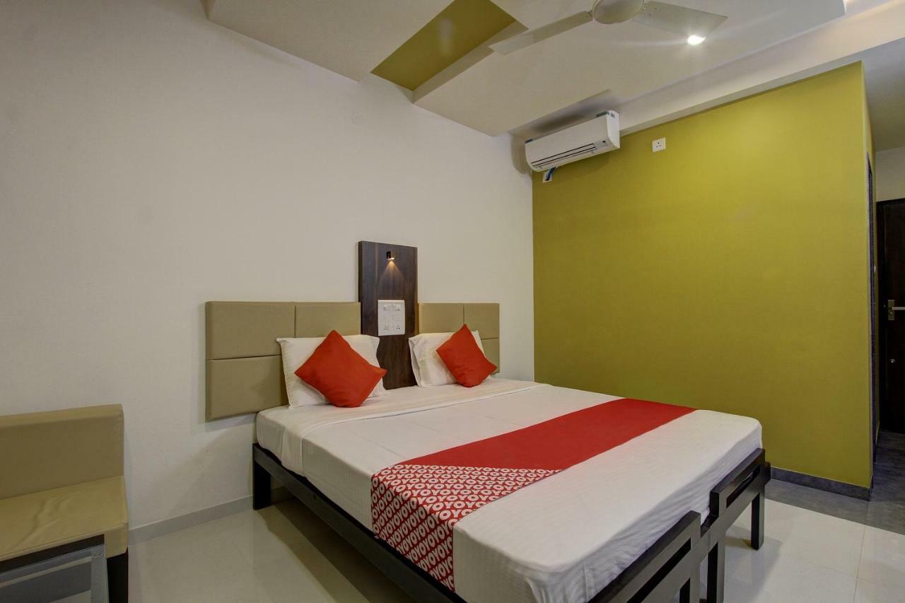 Oyo 39568 Alekha Gateway Hotel Sirsi Bagian luar foto
