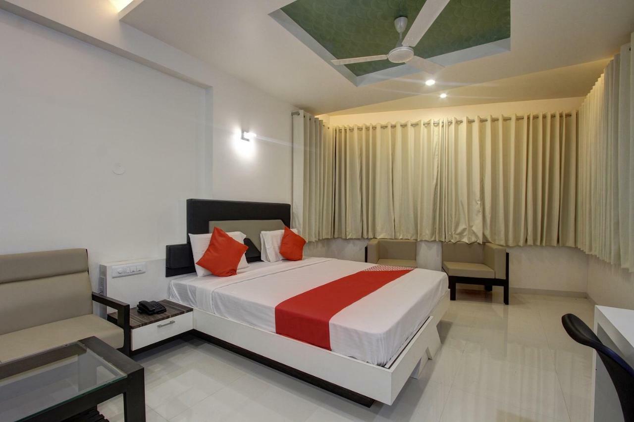 Oyo 39568 Alekha Gateway Hotel Sirsi Bagian luar foto
